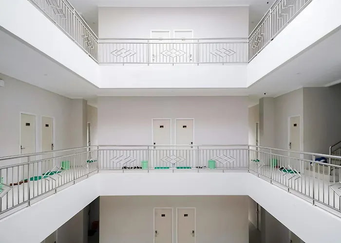 Urbanview Hotel Bari Syariah Palembang